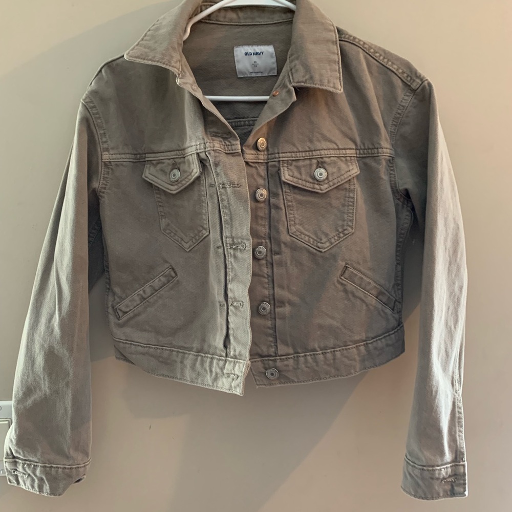 Cropped jean jacket